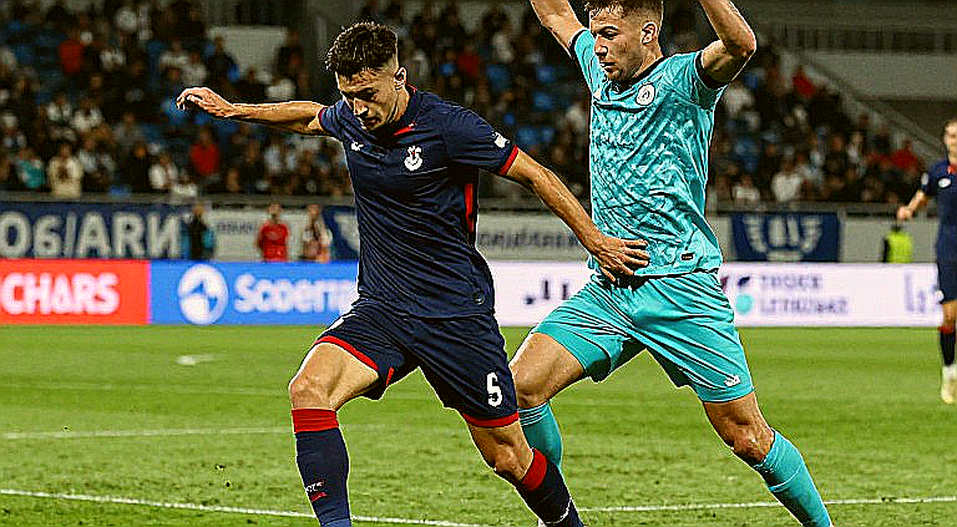 Indonesia trước Bangladesh: 53 phút thiếu người và cái bẫy mang tên 3-0 Indonesia trước Bangladesh: 53 phút thiếu người và cái bẫy mang tên 3-0