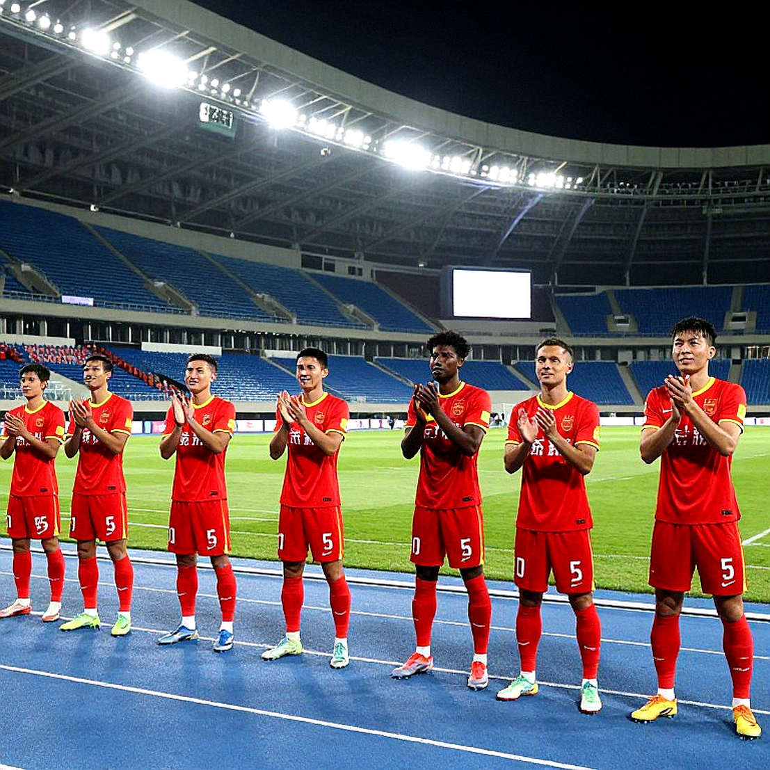 Vietnam Youth Academies: When 'Academies' Are Just Advertising Boards and Grassroots Coaches Are Forgotten Vietnam Youth Academies: When 'Academies' Are Just Advertising Boards and Grassroots Coaches Are Forgotten