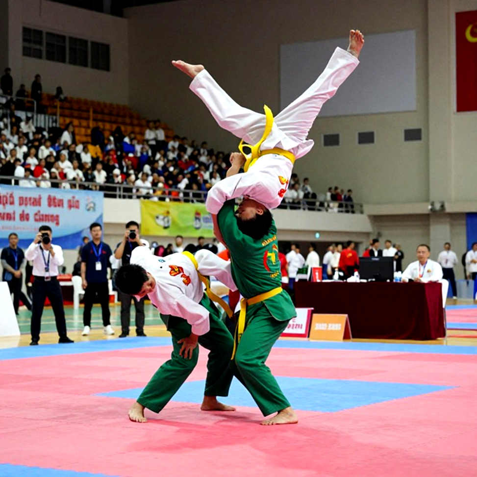 Khatoco Khánh Hòa 2026: Từ bài học trụ hạng đến nhịp đập của một lò đào tạo biển Khatoco Khánh Hòa 2026: Từ bài học trụ hạng đến nhịp đập của một lò đào tạo biển
