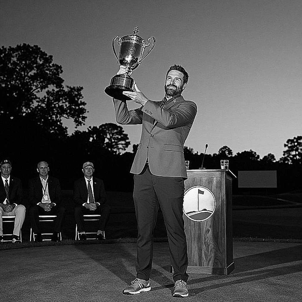 Caddie bỏ túi giữa vòng đấu: Alejandro Tosti và ranh giới giữa giá trị truyền thông và giá trị thi đấu Caddie bỏ túi giữa vòng đấu: Alejandro Tosti và ranh giới giữa giá trị truyền thông và giá trị thi đấu