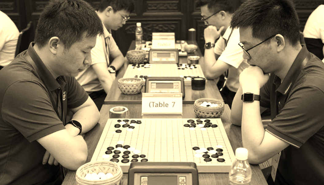 Clutch Chess Saint Louis: bốn cái tên, tám hệ khai cuộc và một khoảng trống dữ liệu