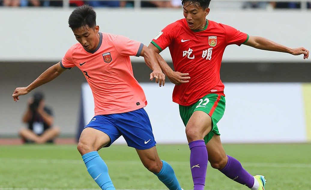 Dòng tiền và ván cờ chuyển nhượng V.League: Khi các CLB vệ tinh viết lại luật chơi